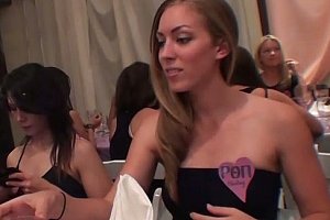 欧美3a黄片 Porn